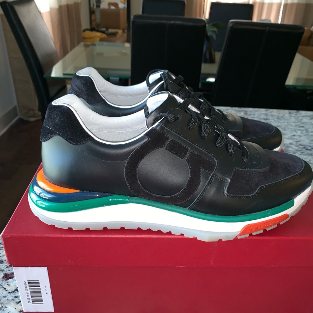 *SOLD*SALVATORE FERRAGAMO
Men's Brooklyn Sneaker